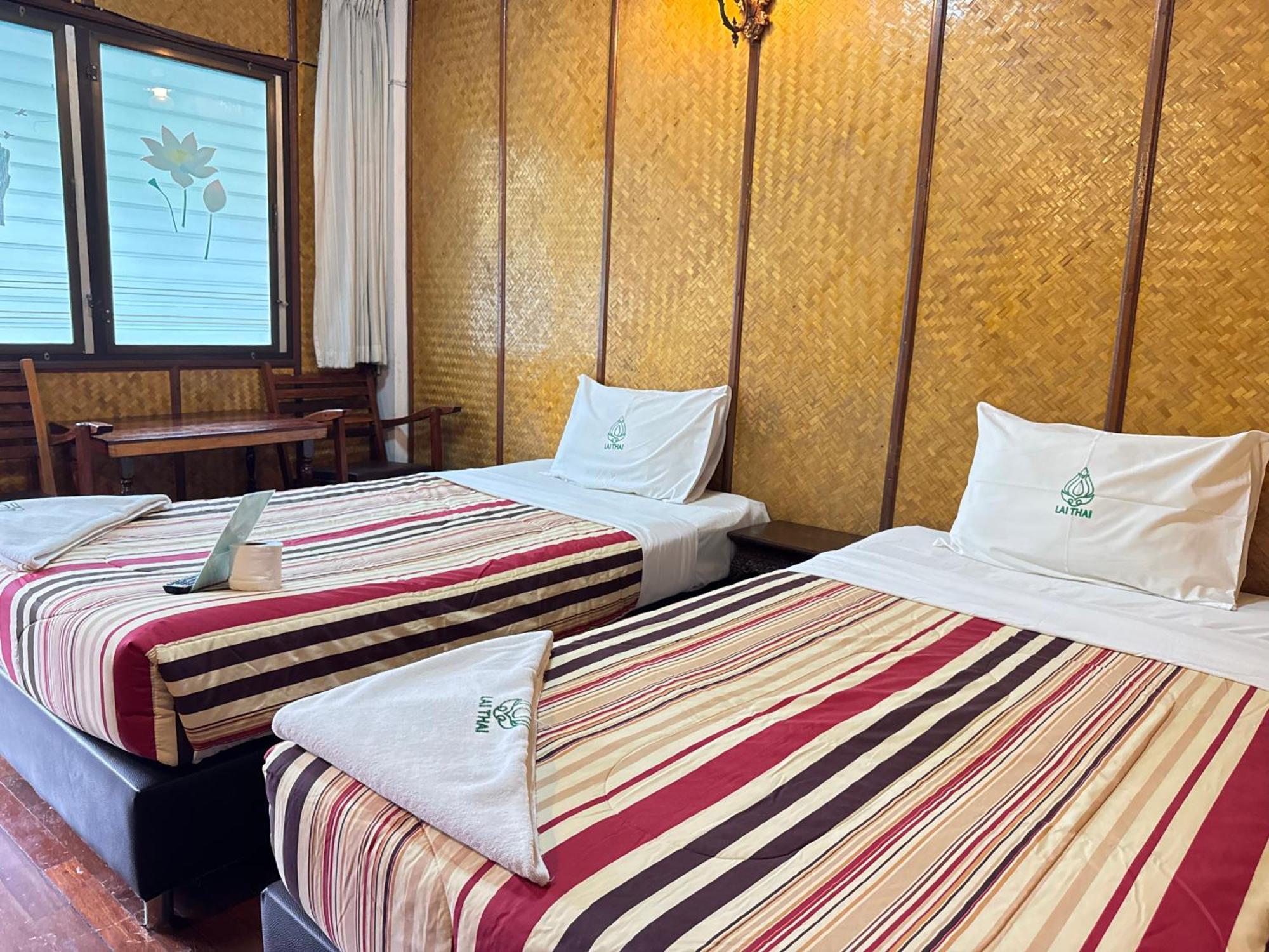 Collection O Khu Mueang Near Tha Phae Gate Formerly Lai Thai Guesthouse Чиангмай Екстериор снимка