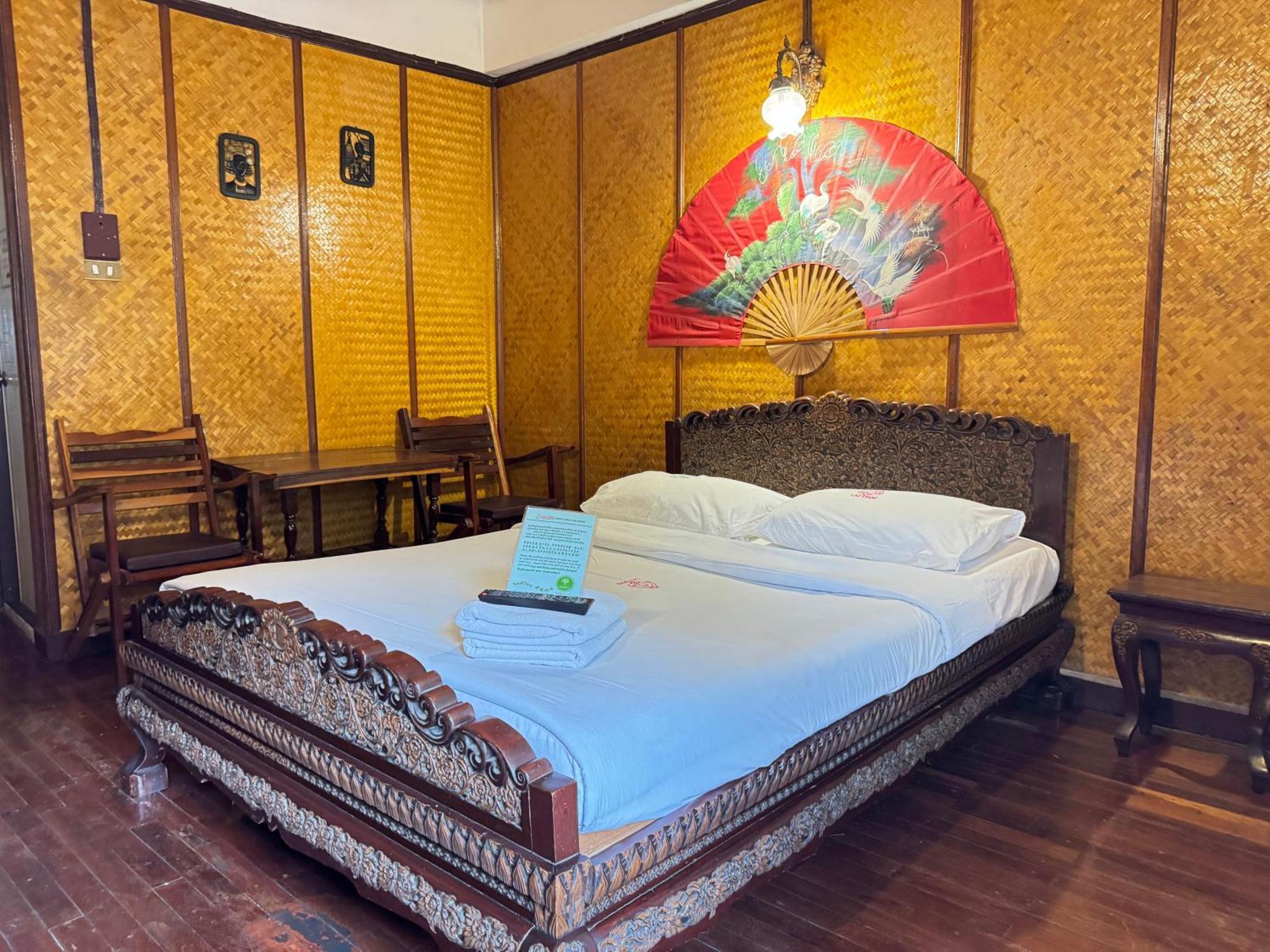 Collection O Khu Mueang Near Tha Phae Gate Formerly Lai Thai Guesthouse Чиангмай Екстериор снимка