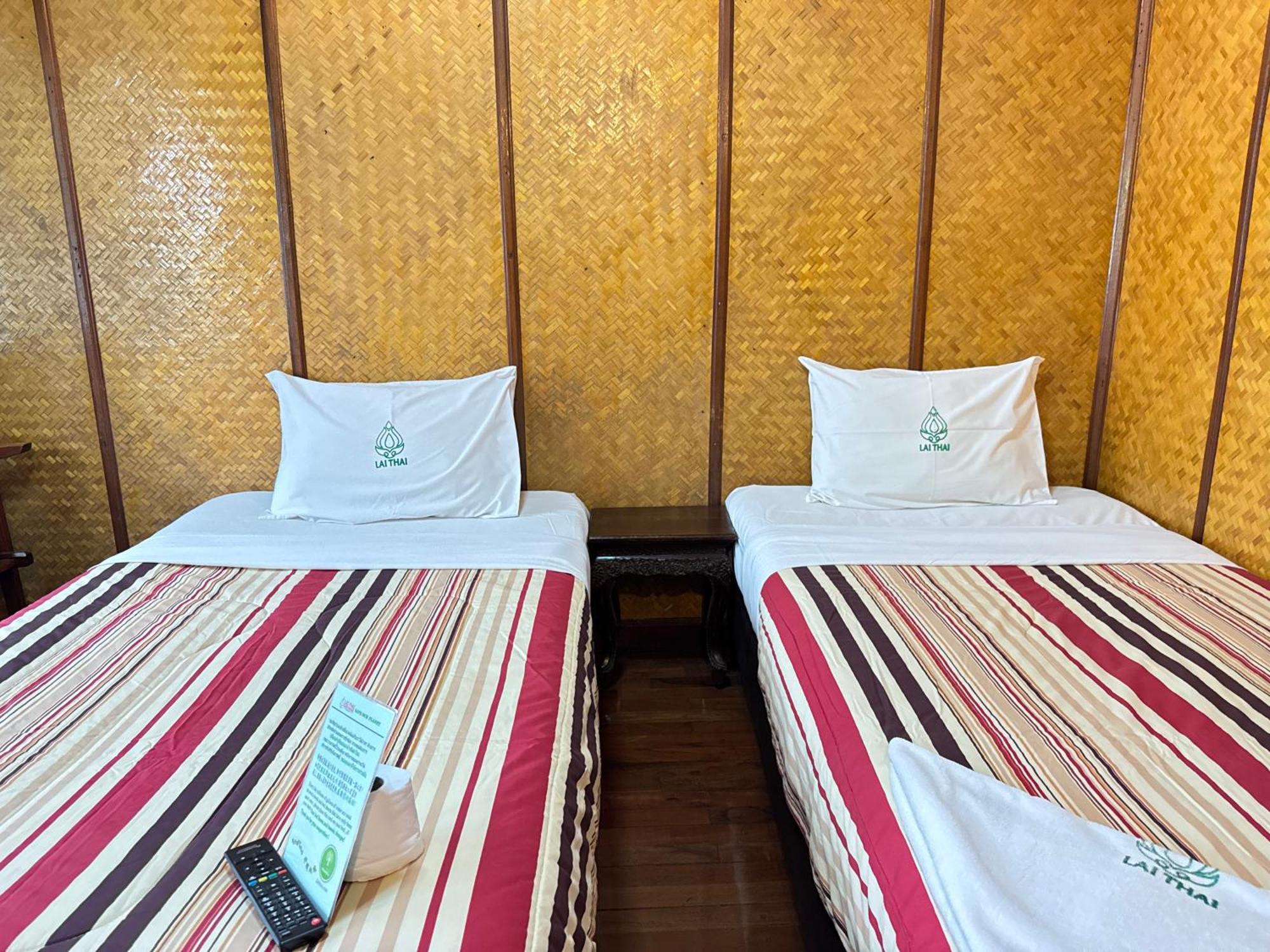 Collection O Khu Mueang Near Tha Phae Gate Formerly Lai Thai Guesthouse Чиангмай Екстериор снимка